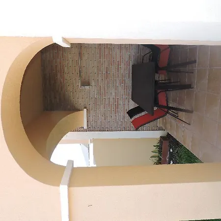 El Olivar De Punta Lara Otel